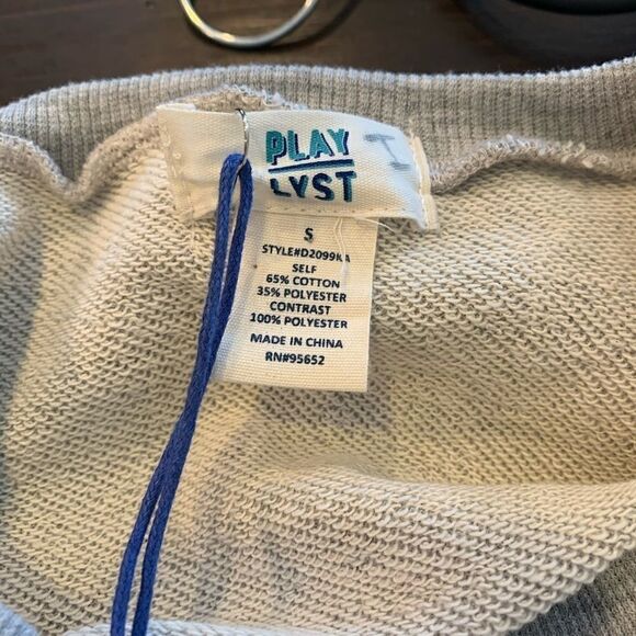 Playlyst Gray Silver Sparkle Long Sweatshirt - Picture 4 of 5